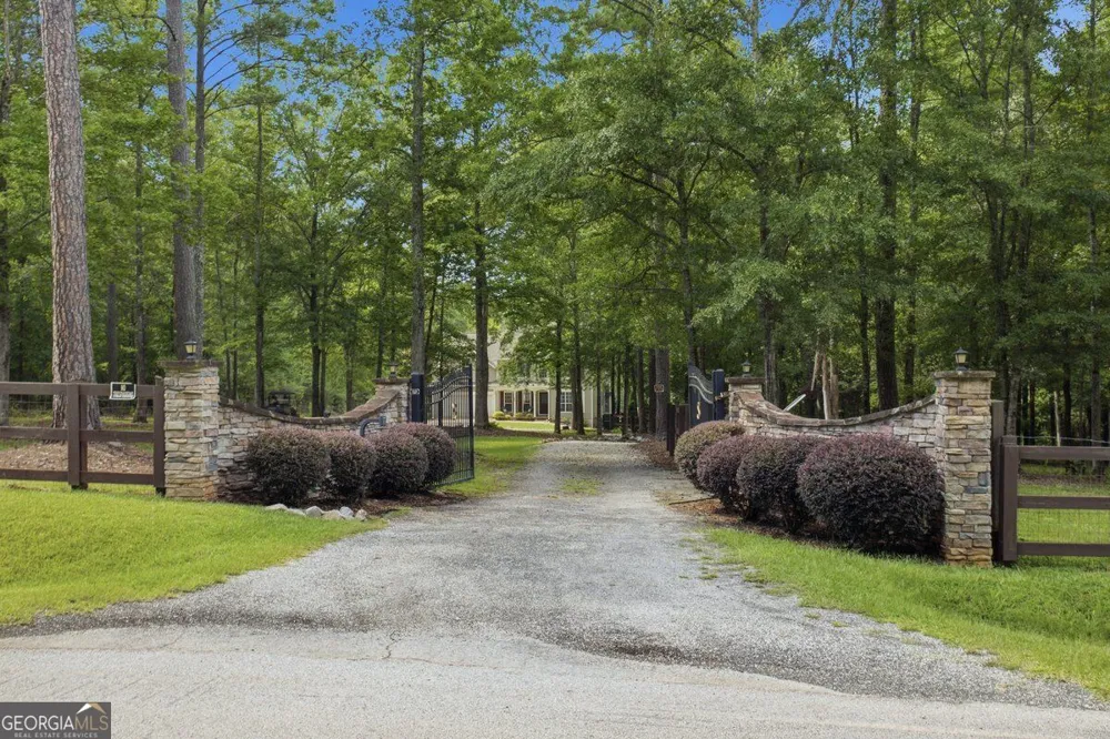559 Macedonia RD Covington, GA 30014