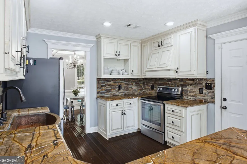 559 Macedonia RD Covington, GA 30014
