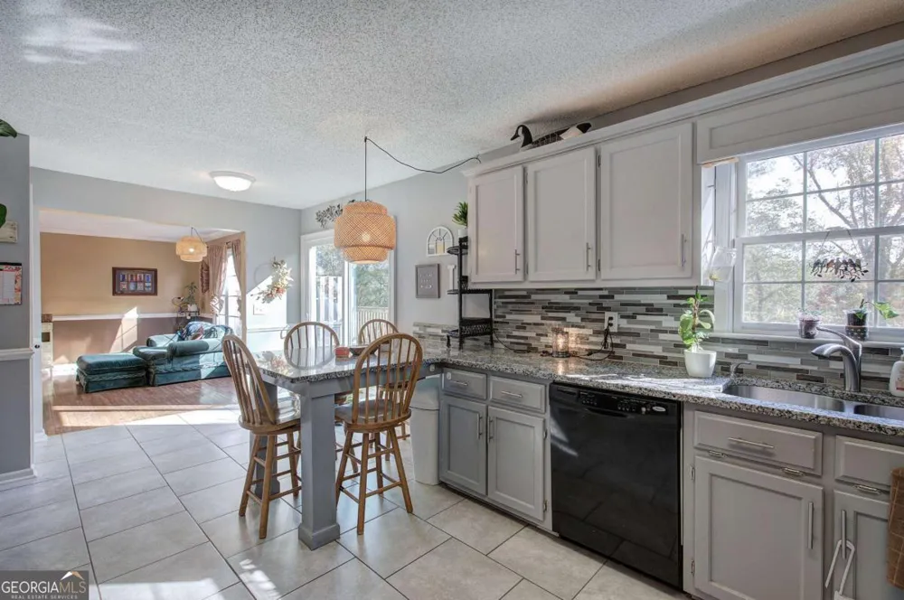35 Miltons Walk SE Cartersville, GA 30120