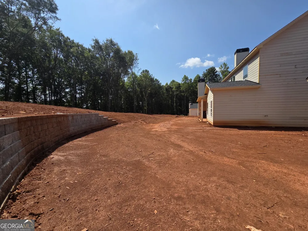 374 Meadows DR Bethlehem, GA 30620