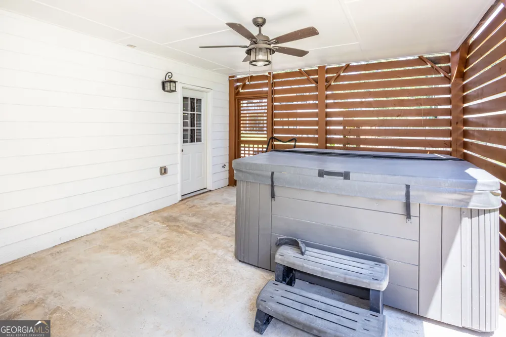 31 Mcwhorter ST Jasper, GA 30143