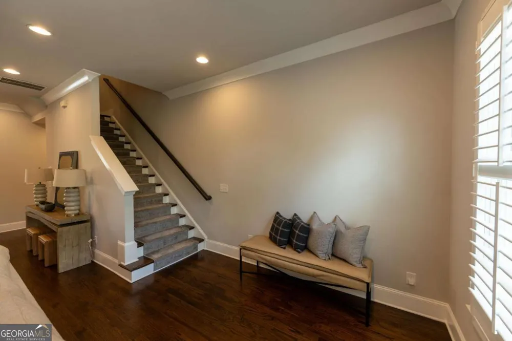 130 Clover CT Roswell, GA 30075