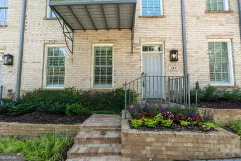 130 Clover CT