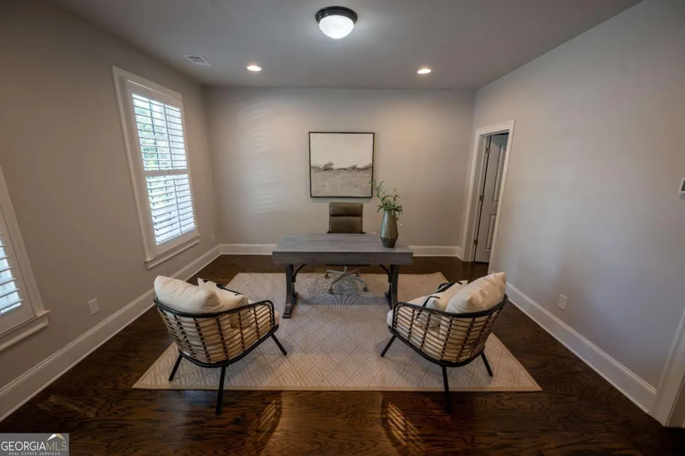 130 Clover CT Roswell, GA 30075