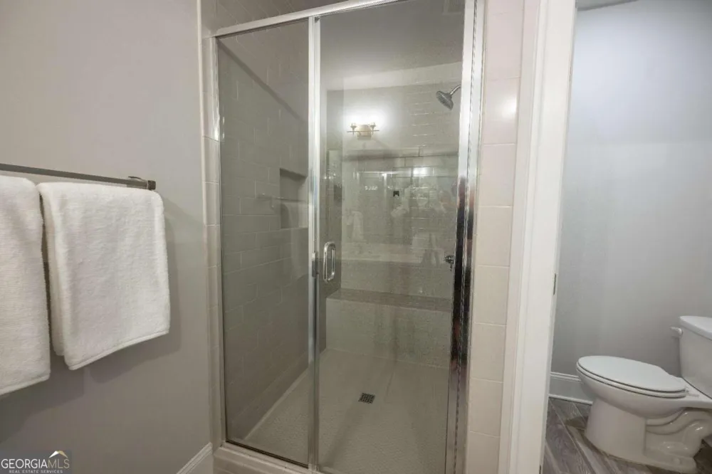 130 Clover CT Roswell, GA 30075