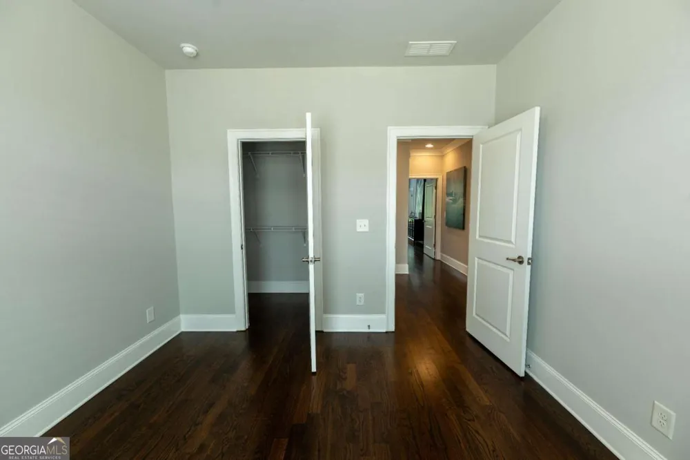 130 Clover CT Roswell, GA 30075