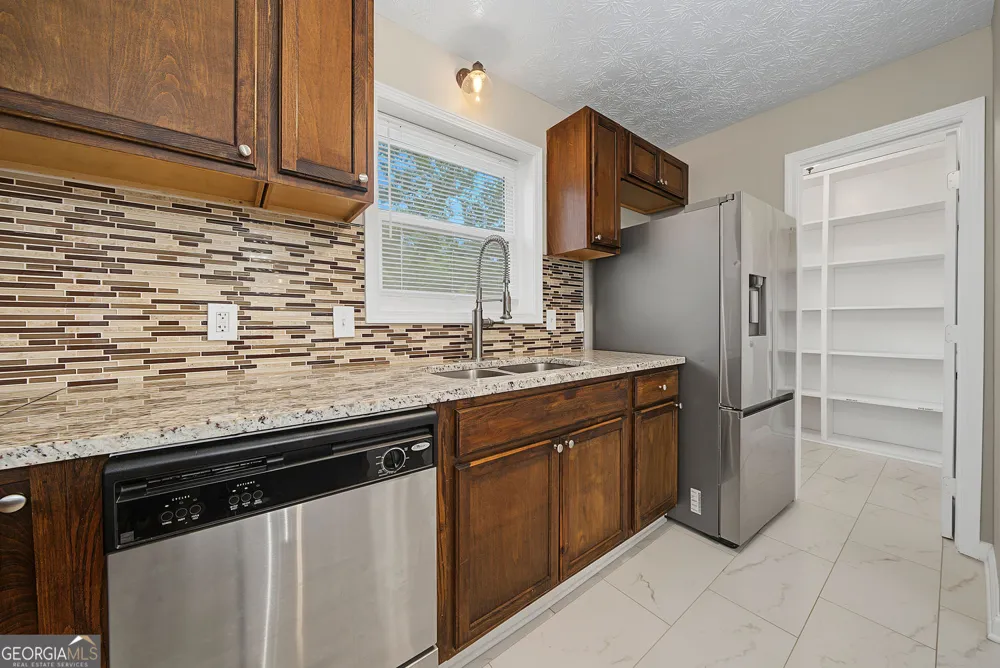 3202 Beaver DR Douglasville, GA 30135