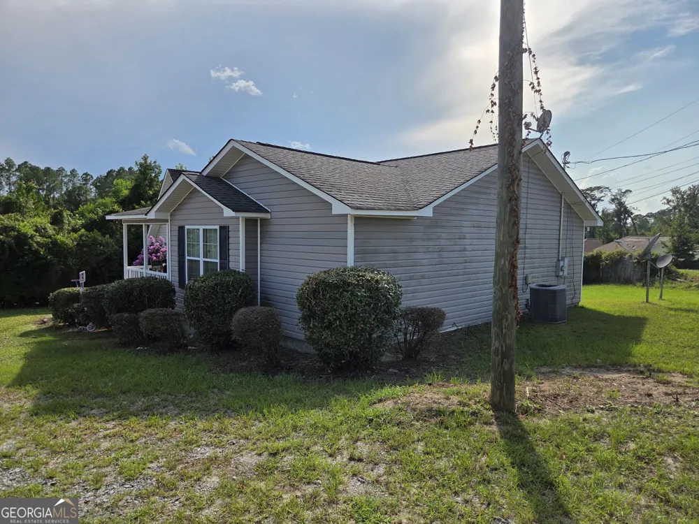 73 / 75 / 77 Royden DR Soperton, GA 30457