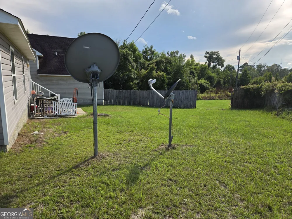 73 / 75 / 77 Royden DR Soperton, GA 30457