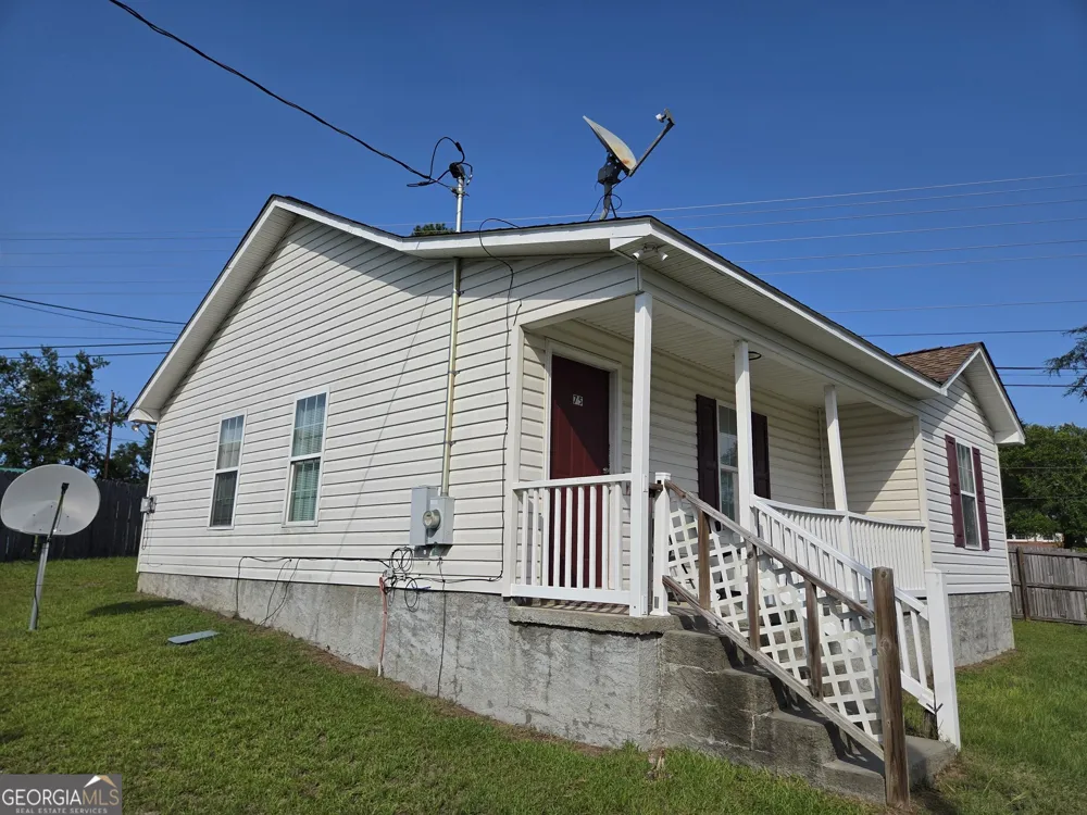 73 / 75 / 77 Royden DR Soperton, GA 30457