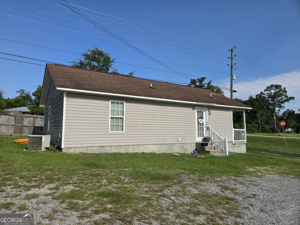73 / 75 / 77 Royden DR Soperton, GA 30457