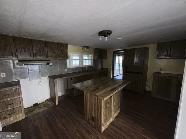 37154 Ga Highway 23 Cobbtown, GA 30420