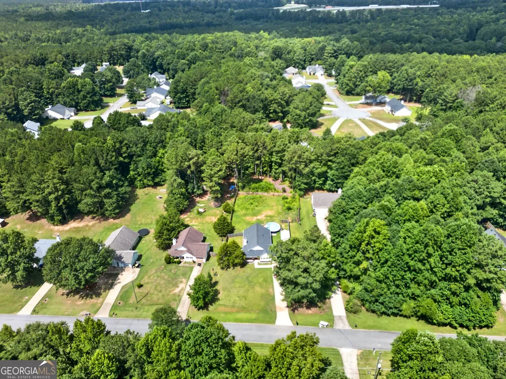 109 Jenny RD Grantville, GA 30220