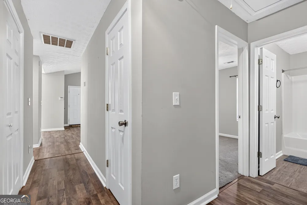 109 Jenny RD Grantville, GA 30220