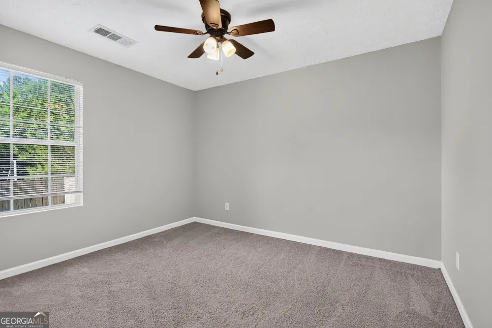 109 Jenny RD Grantville, GA 30220