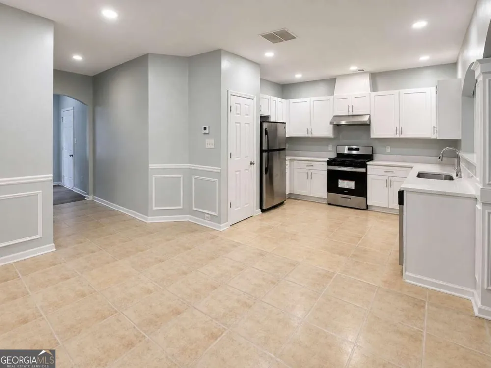 2490 Emma WAY NW Lawrenceville, GA 30044