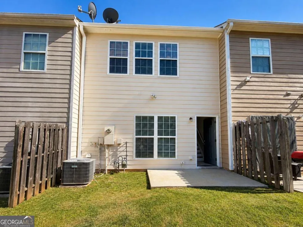 2490 Emma WAY NW Lawrenceville, GA 30044