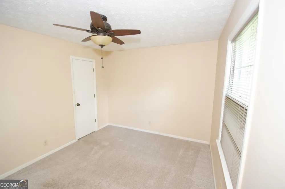 202 Sivell RD LaGrange, GA 30241