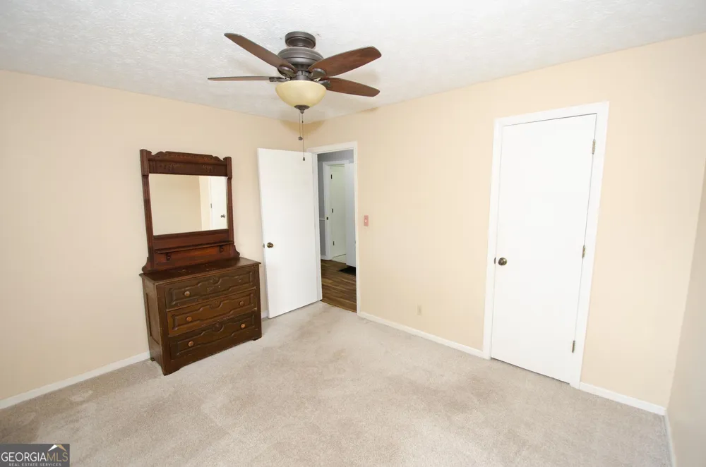 202 Sivell RD LaGrange, GA 30241