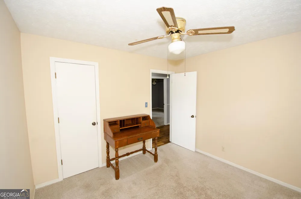202 Sivell RD LaGrange, GA 30241