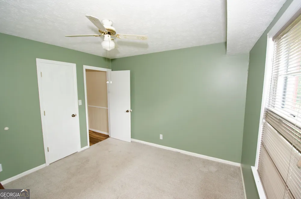 202 Sivell RD LaGrange, GA 30241
