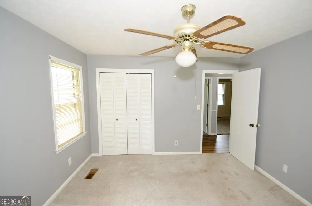 202 Sivell RD LaGrange, GA 30241