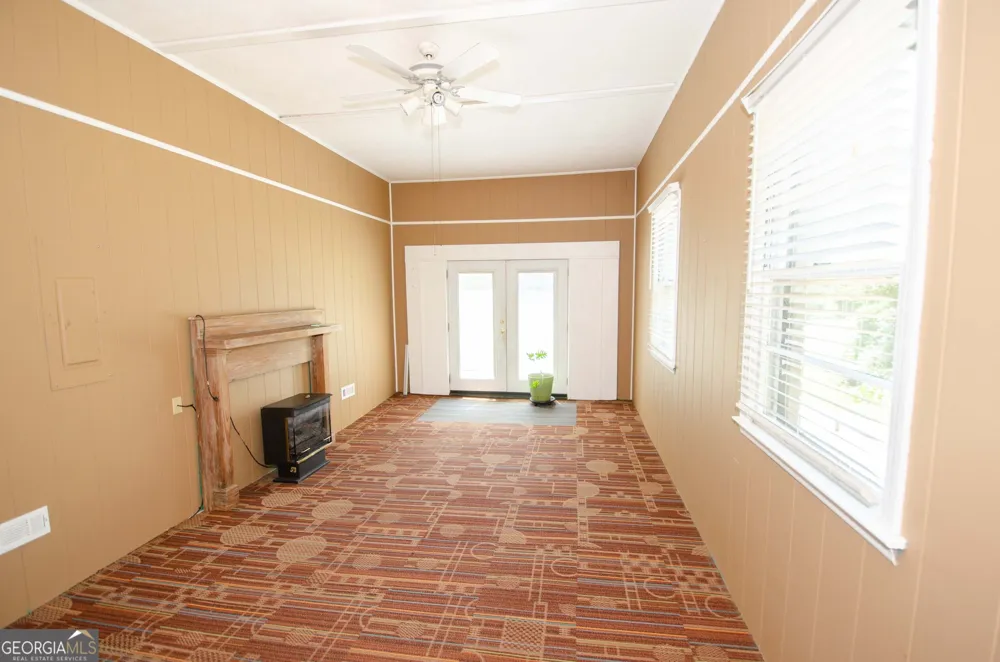 202 Sivell RD LaGrange, GA 30241