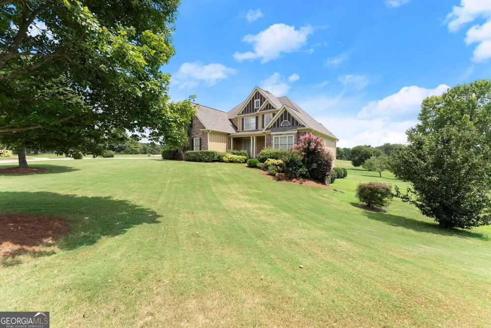 8510 Pintail CT Lula, GA 30554