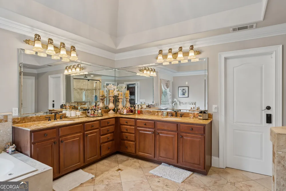 2660 Springbluff CT Buford, GA 30519