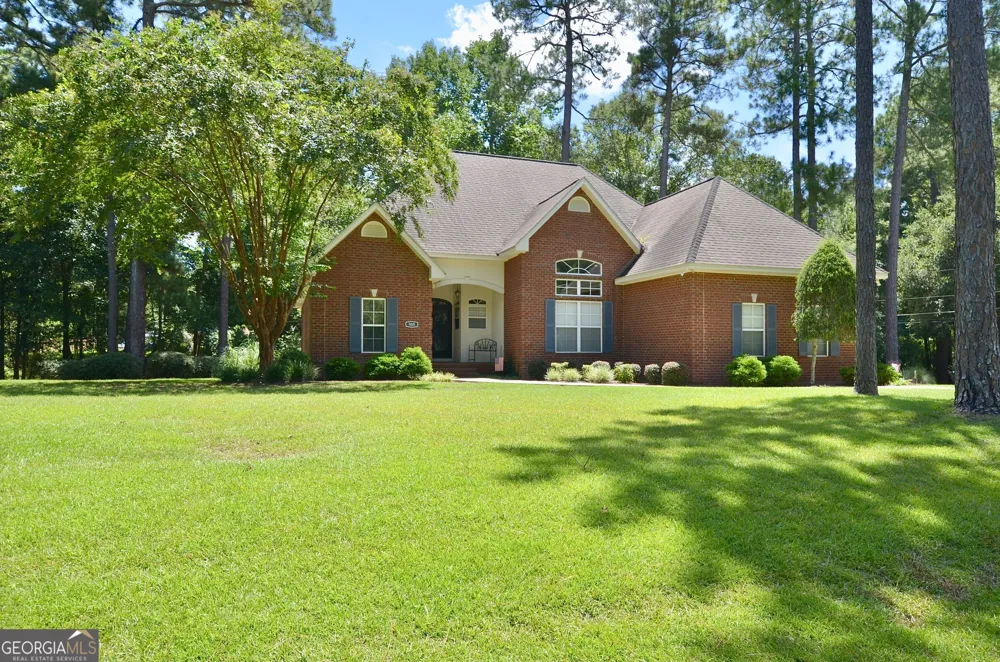 989 Wood Valley DR Eastman, GA 31023