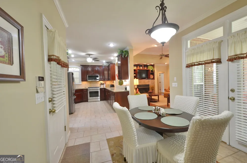 989 Wood Valley DR Eastman, GA 31023