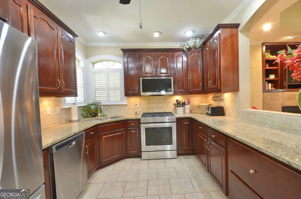 989 Wood Valley DR Eastman, GA 31023