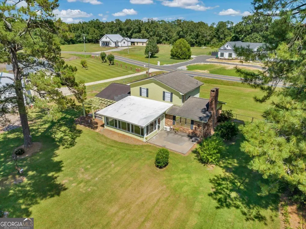 443 Lakeshore RD Pelham, GA 31779