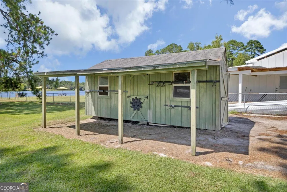 443 Lakeshore RD Pelham, GA 31779