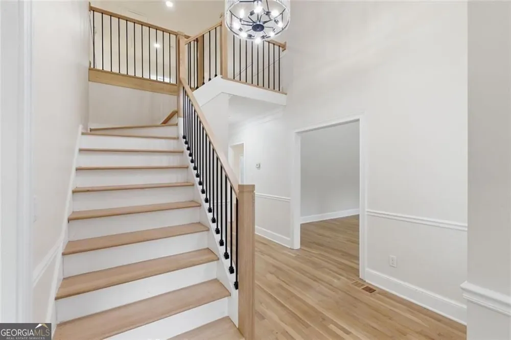 7170 Riverside DR NW Atlanta, GA 30328