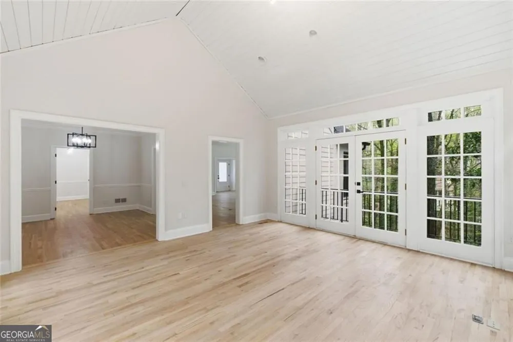 7170 Riverside DR NW Atlanta, GA 30328