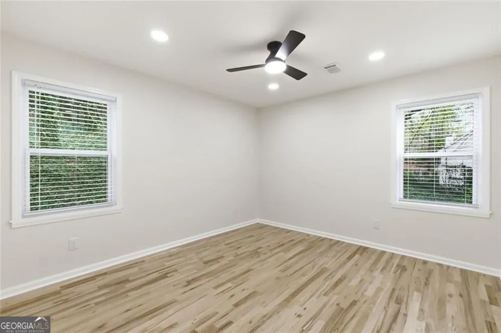 7170 Riverside DR NW Atlanta, GA 30328