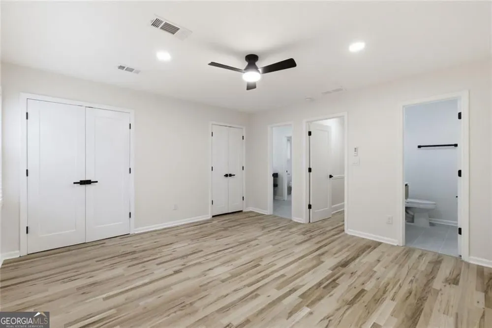 7170 Riverside DR NW Atlanta, GA 30328