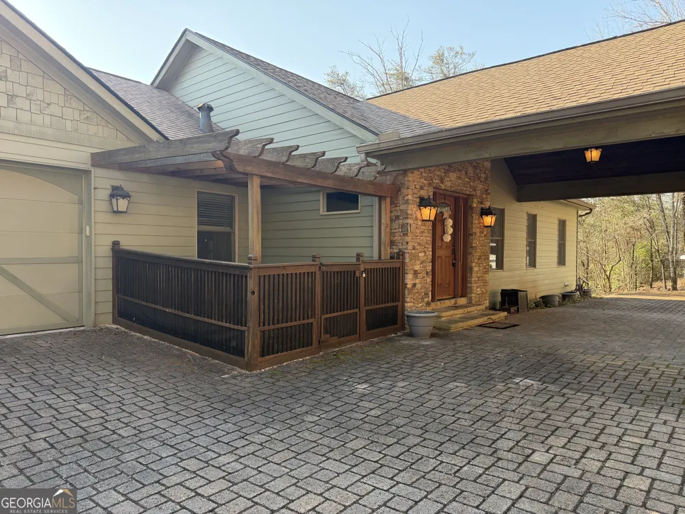 120 Ridgeland Sautee Nacoochee, GA 30571