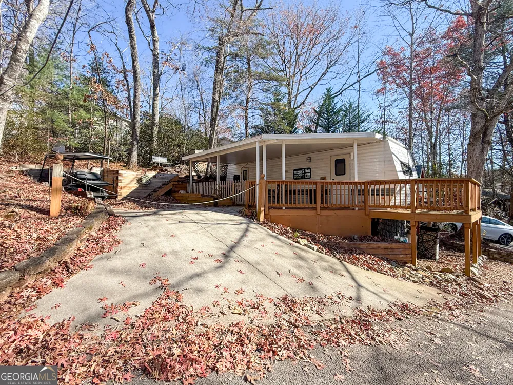 127 Rocky LN Cleveland, GA 30528