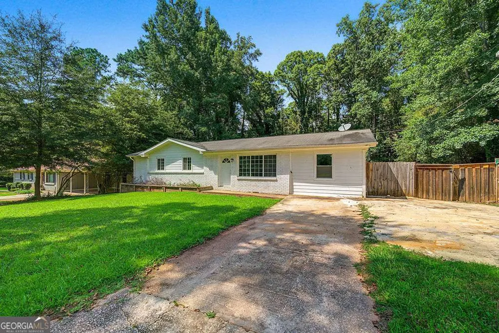 3740 Lavilla DR Powder Springs, GA 30127