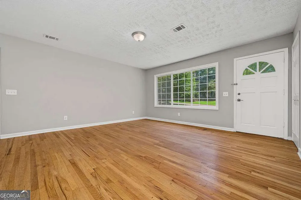 3740 Lavilla DR Powder Springs, GA 30127