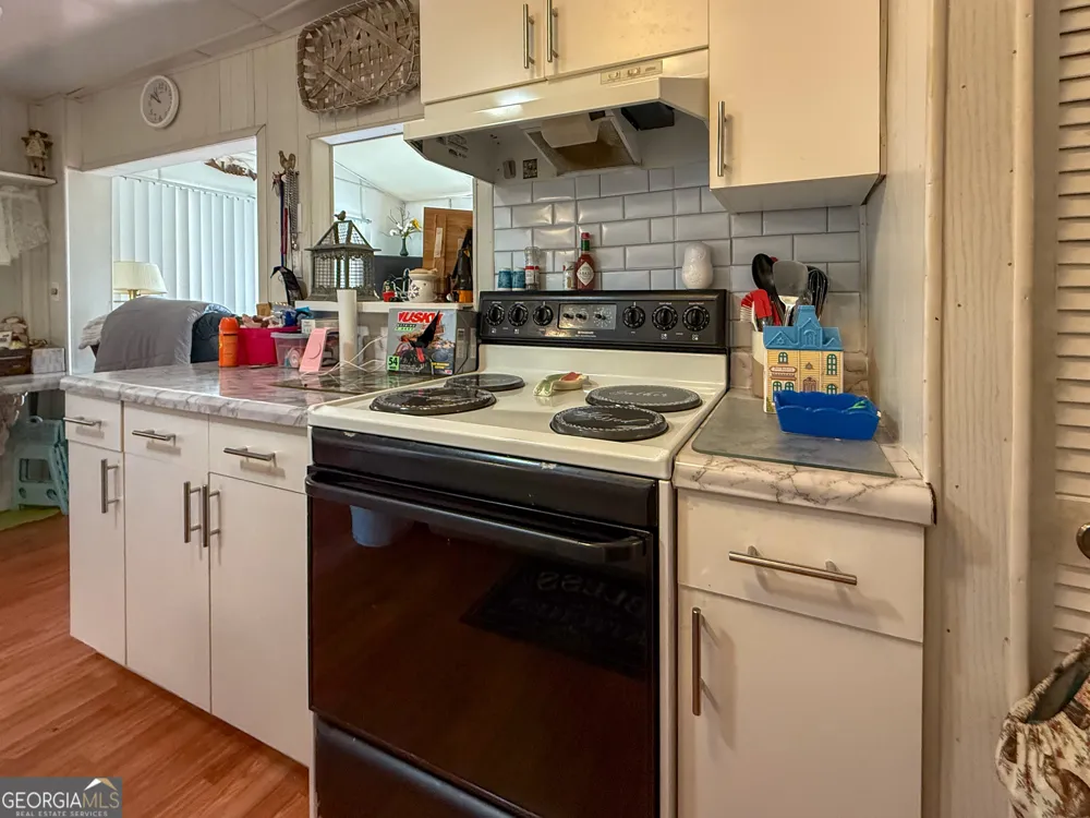 988 Mountain Shadows DR Cleveland, GA 30528