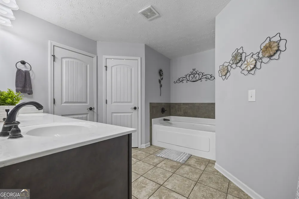2005 Troy Smith RD Monroe, GA 30656