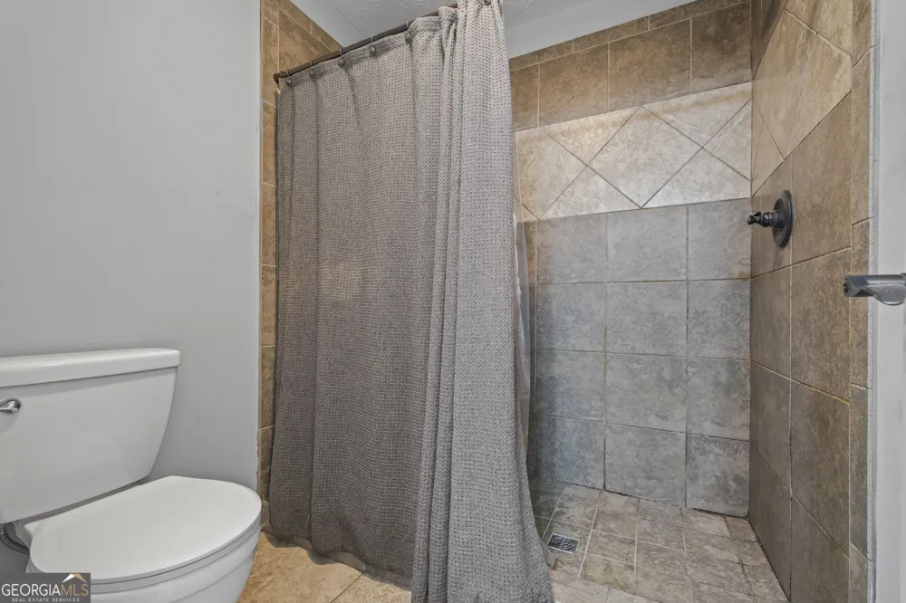 2005 Troy Smith RD Monroe, GA 30656