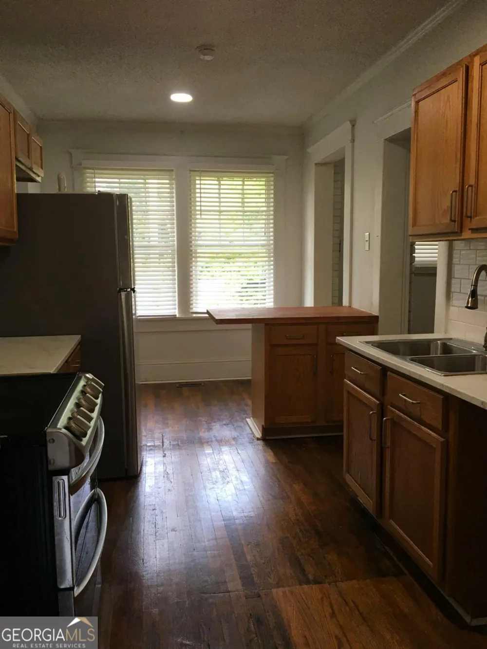 697 Ormond TER Macon, GA 31206