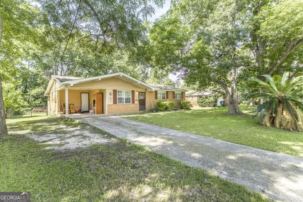 116 Sonja DR Warner Robins, GA 31088
