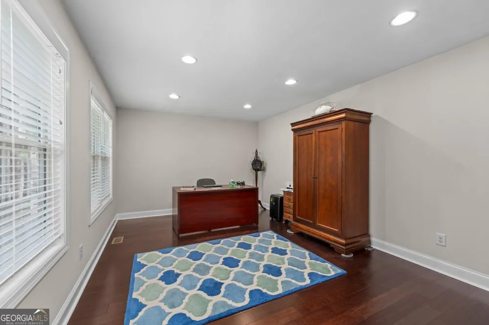 309 Laurel Glen XING Canton, GA 30114