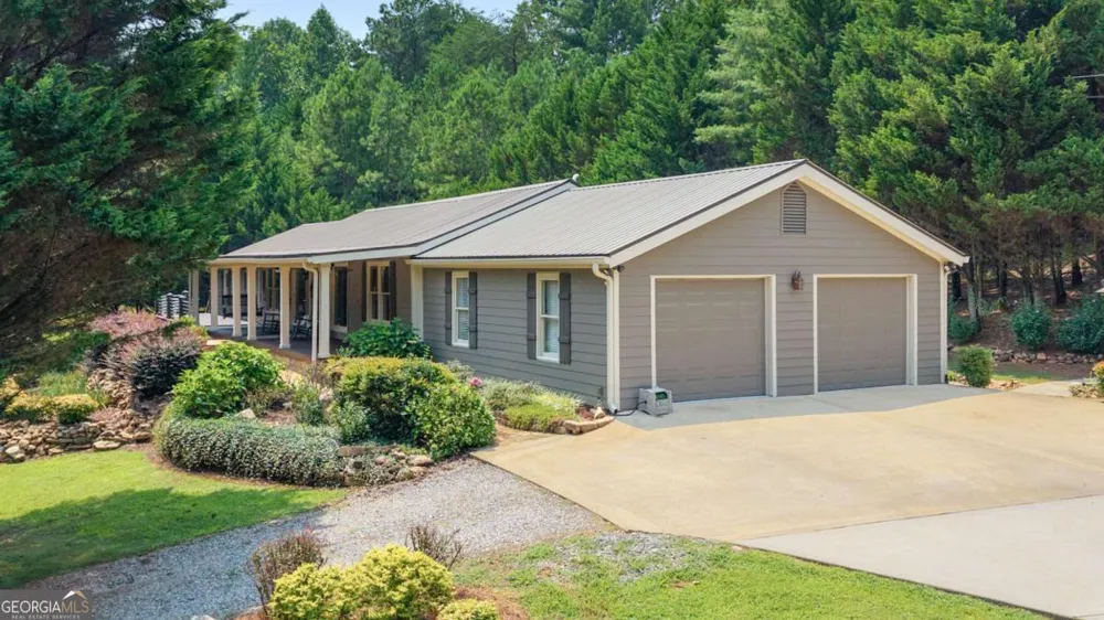 2064 Knight RD Ellijay, GA 30540