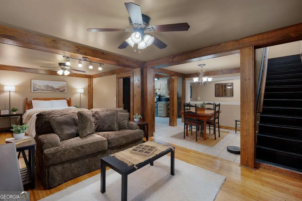 2064 Knight RD Ellijay, GA 30540